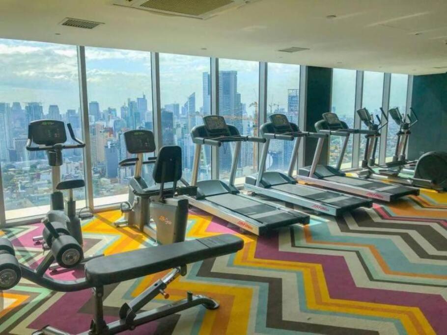 Aveline Suites Elite Rockwell View Acqua Private Residences Near Rockwell Makati Manila Zewnętrze zdjęcie
