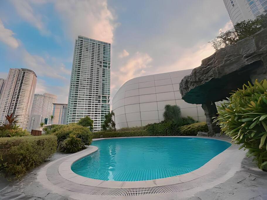 Aveline Suites Elite Rockwell View Acqua Private Residences Near Rockwell Makati Manila Zewnętrze zdjęcie